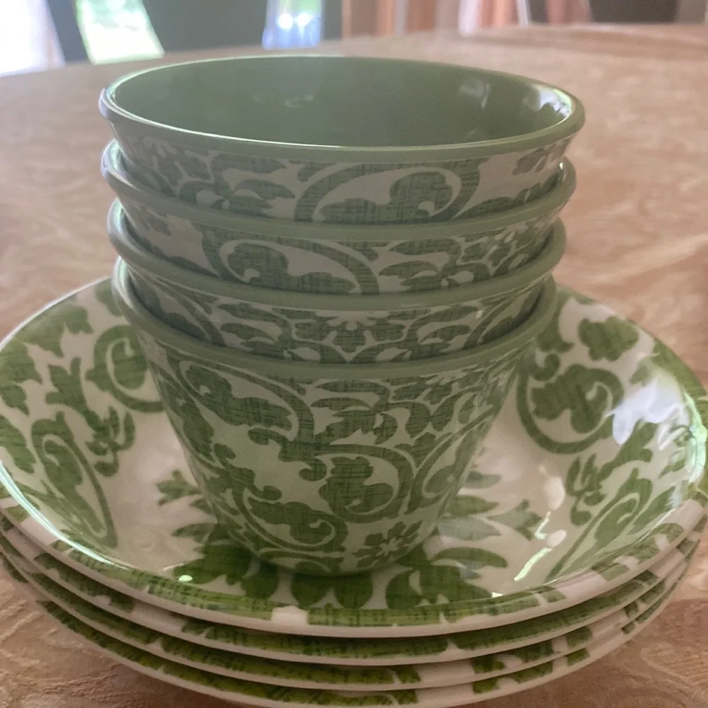 Pier 1 Bowls